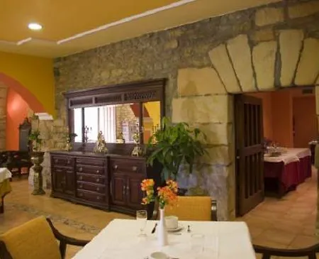 Hotel Casona Los Caballeros 