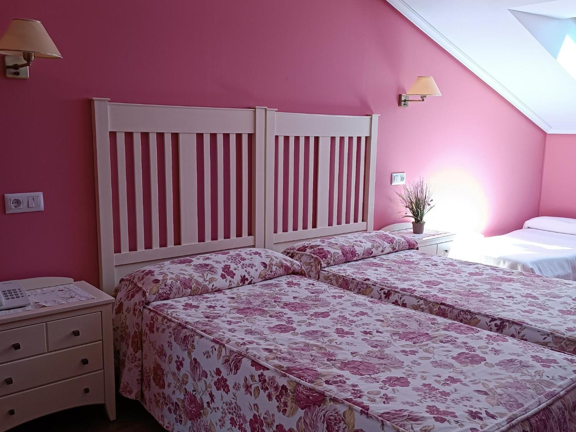 Casona Caballeros Hotel