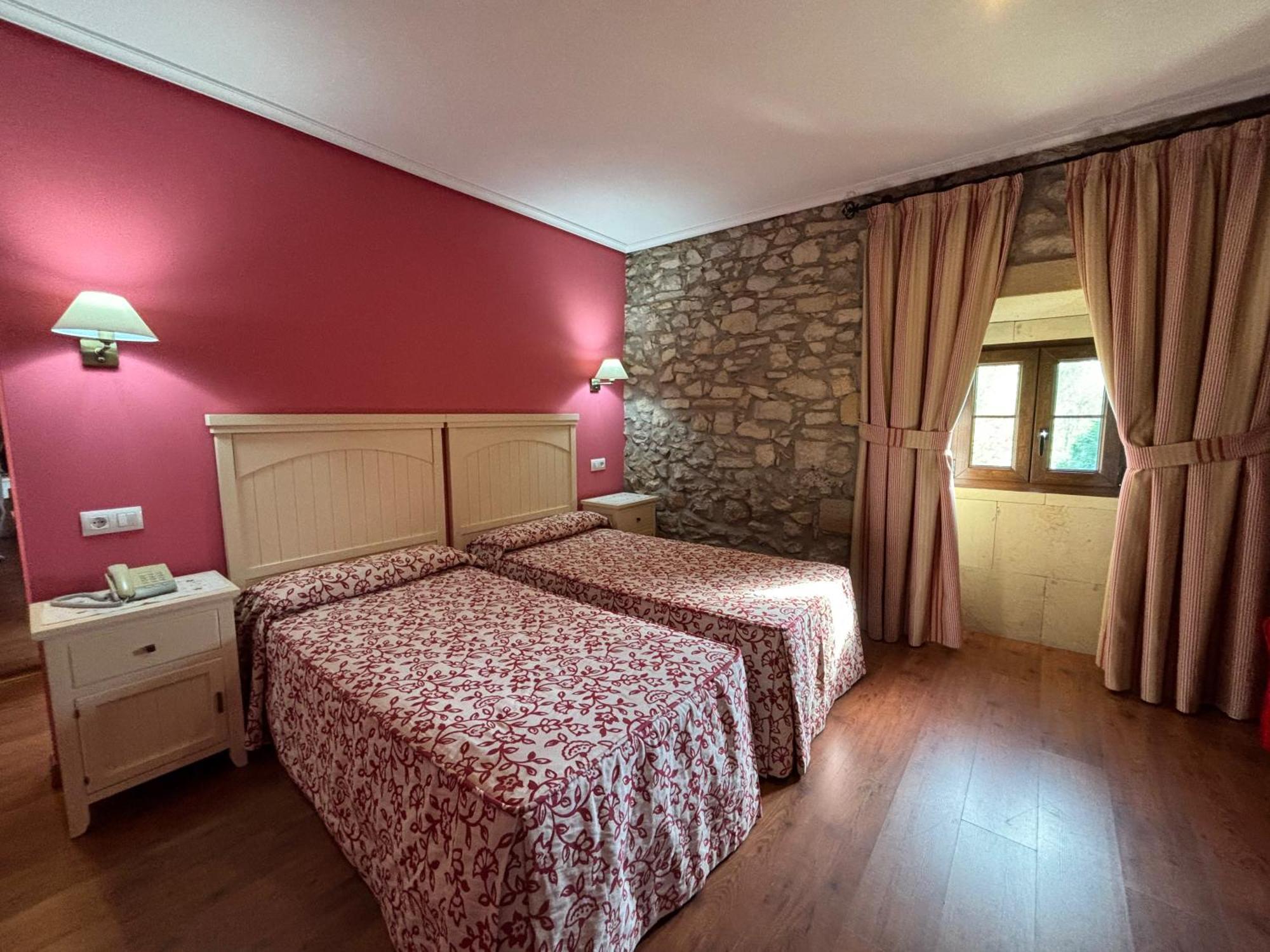 Casona Caballeros Hotel