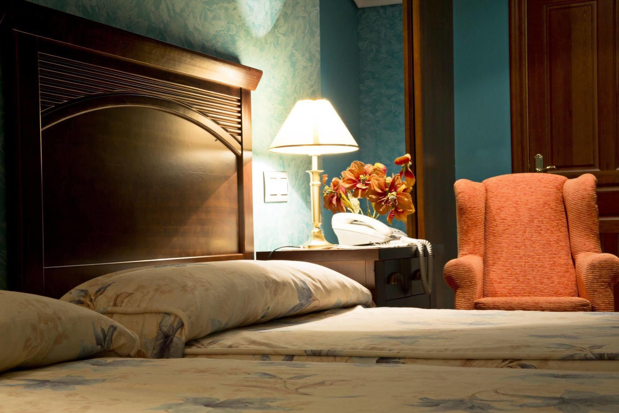 Hotel Casona Caballeros 4*